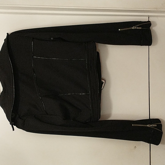 XOXO Black Crop Bomber EUC - Picture 6 of 7